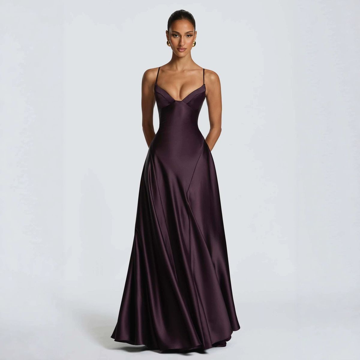 Women's European American Style Casual Long Sleeved Slim Fit Silk Halter Backless A-Line Maxi Dress_ecoleips.com