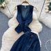 Retro American Style Deep V Sleeveless Denim Shirt High Waisted Slim Fit Trousers Outfit For Women Autumn Hot Girl_ecoleips.com