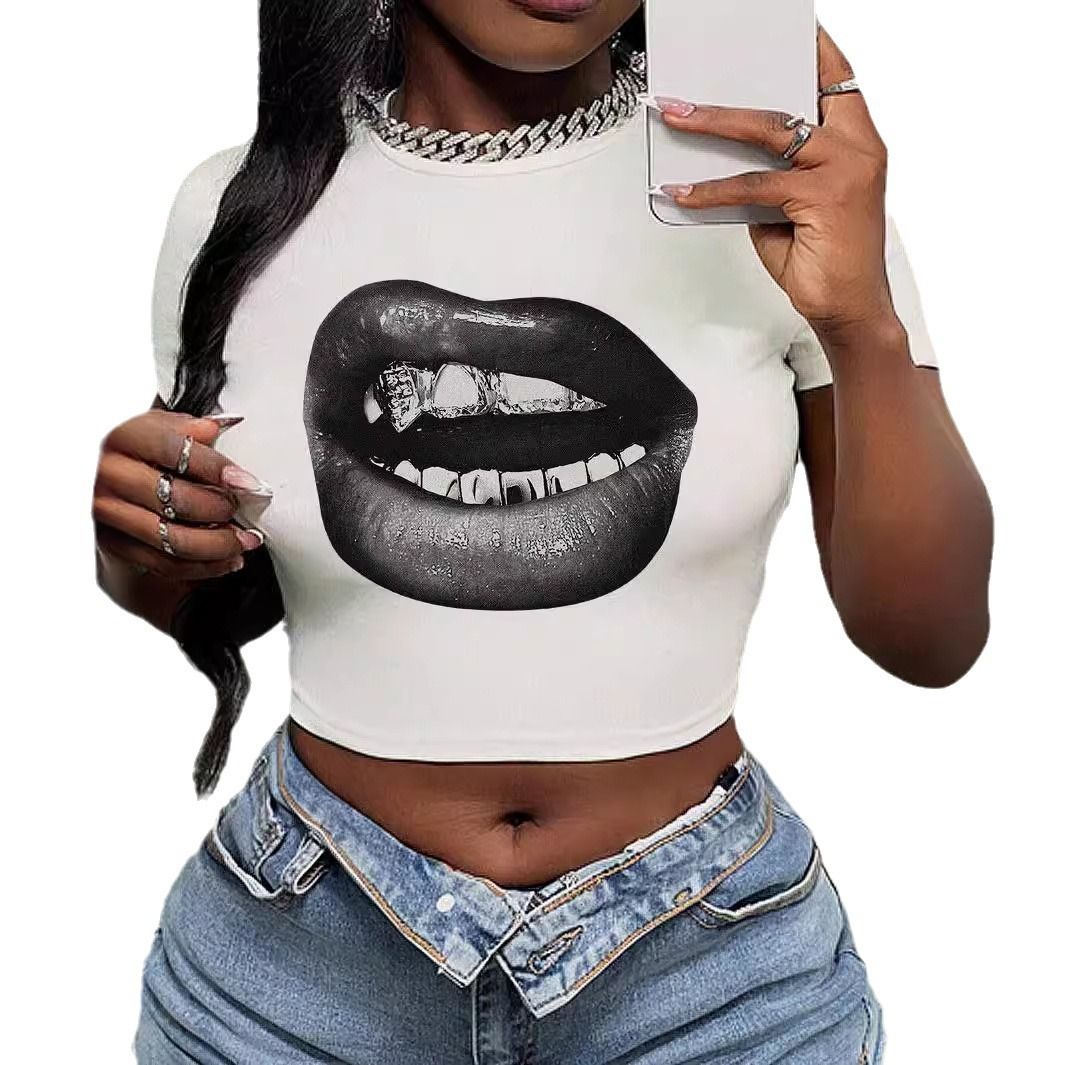 Y2k Lip & Gold Teeth Print Women's Short Sleeve T-Shirt - Streetwear Fashion, Slim Fit, Cropped Tee, Summer Casual Top (White)_ecoleips.com