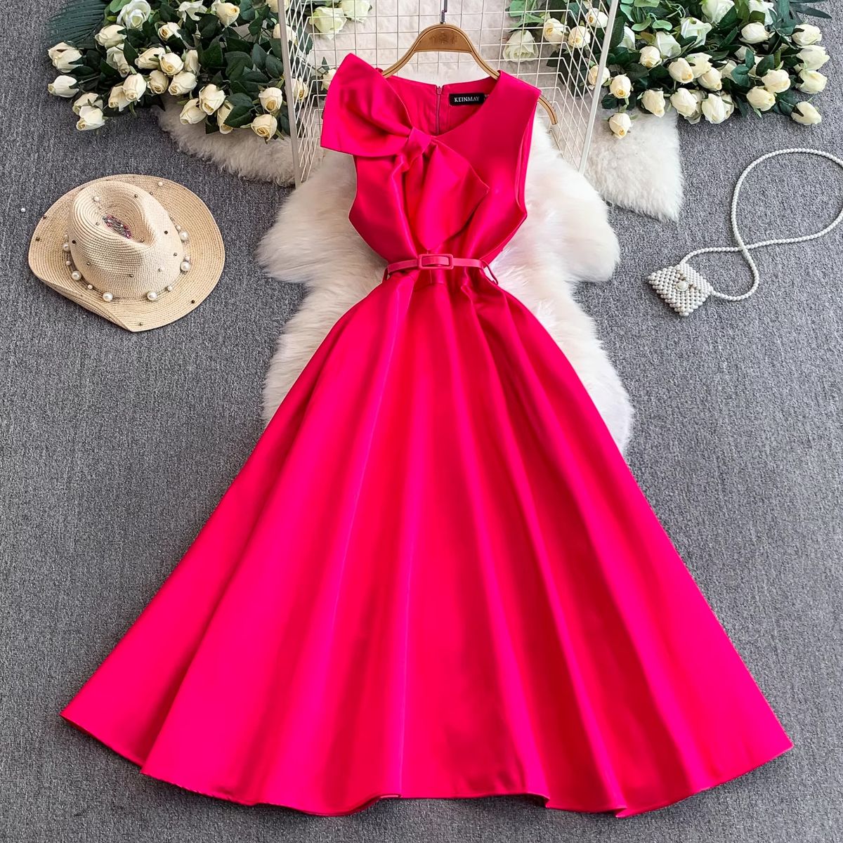 Elegant Long Sleeveless Dress For Evening Parties V Neck Fitted Waist Full Skirt Bow Detail_ecoleips.com