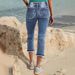 European And American INS Fashion Simple Pocket Hip-Lifting High Elasticity Denim Ripped Capri Pants For Women_ecoleips.com