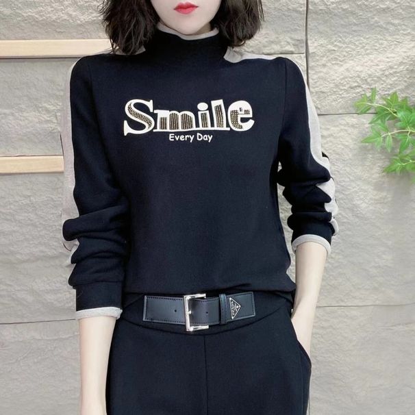 A Stylish, Double-Sided Woolen Shirt With A Hong Kong-Inspired Design, Perfect For Autumn And Winter Exuding Elegance,_ecoleips.com