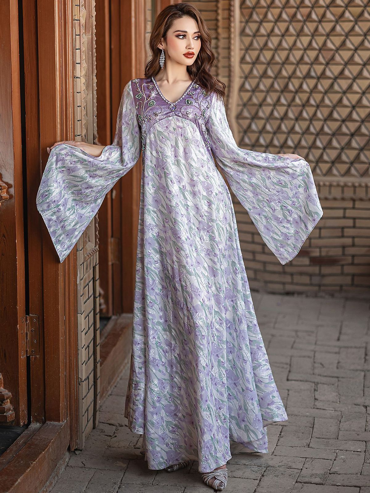 Hand-Sewn Diamond Embellished Evening Dress - Purple Fantasy Trumpet Sleeve Maxi Gown_ecoleips.com
