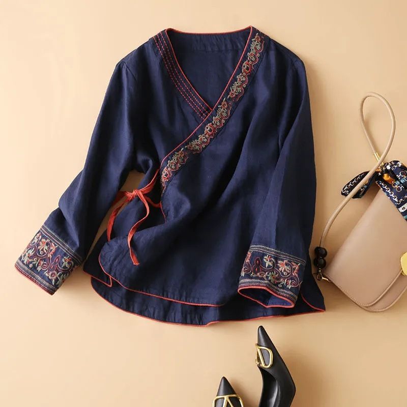 Summer Women's Clothing In A Traditional Ethnic Style: A Cotton-Linen Blouse With A Diagonal Neckline And Embroidery Des_ecoleips.com