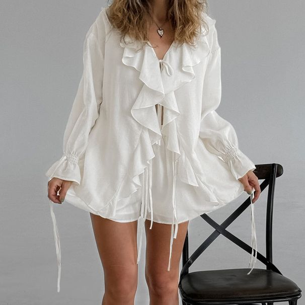 French V-Neck Flowy Ruffle Blouse & Shorts Set – Spring 2025 Trendy Two-Piece Outfit_ecoleips.com