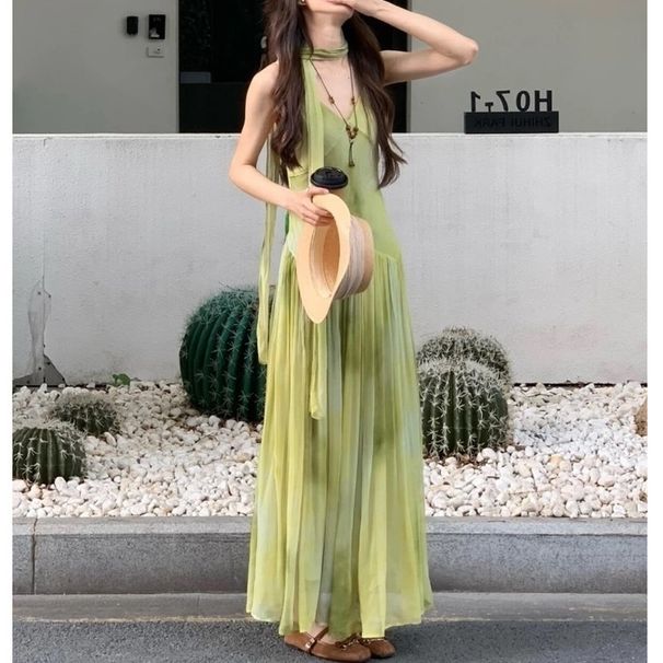 Stunning Summer Dress, Dopamine Dressing, French Seaside Vacation, High-end Green Chiffon Suspender Dress_ecoleips.com