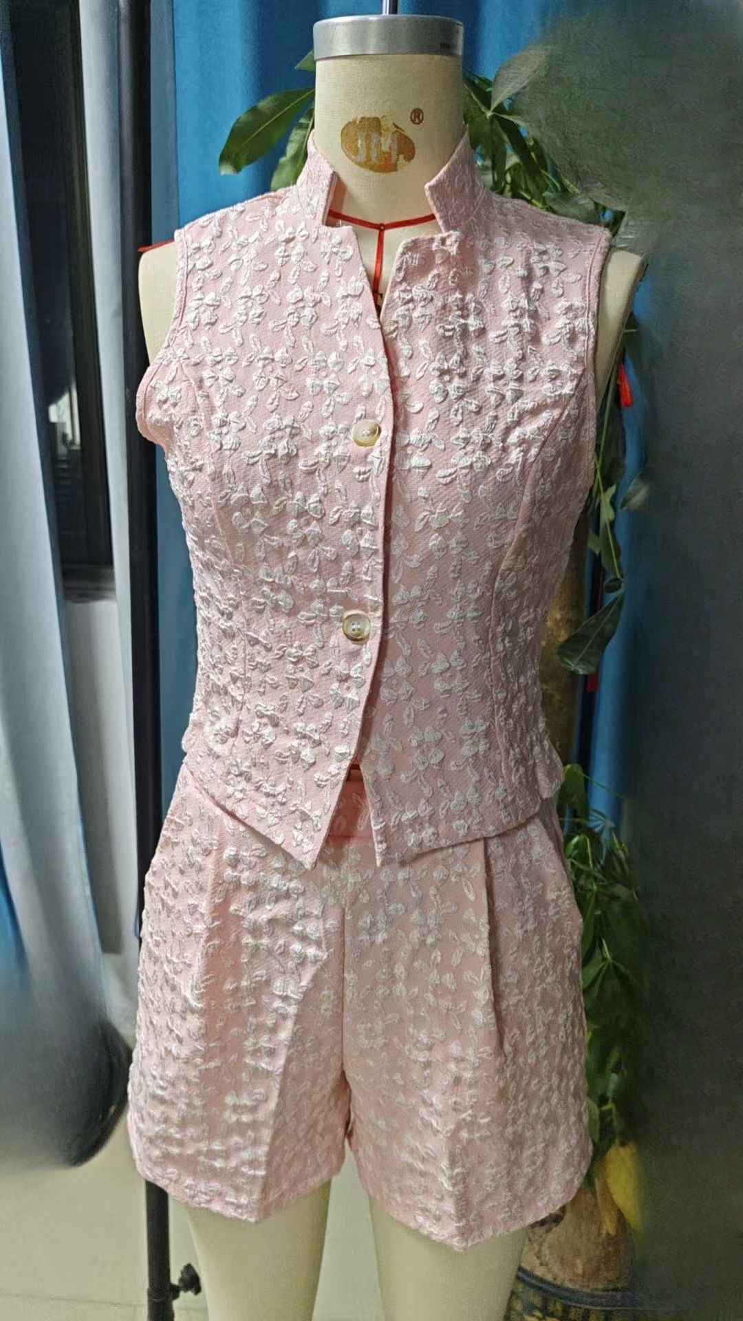 K Ladies' Elegant Solid Color Sleeveless Vest And Shorts Two-piece Set_ecoleips.com