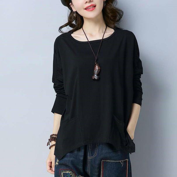 A Solid-Color Women's T-Shirt In A Large Size, Featuring Stylish Pockets And Long Sleeves; Perfect For Autumn Wear. The_ecoleips.com