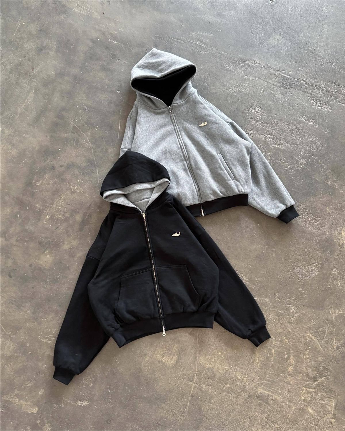 Unisex Retro Y2K Style Reversible Loose Fitting Pullover Hoodie Long Sleeve Casual Solid Color Polyester Sweatshirt_ecoleips.com