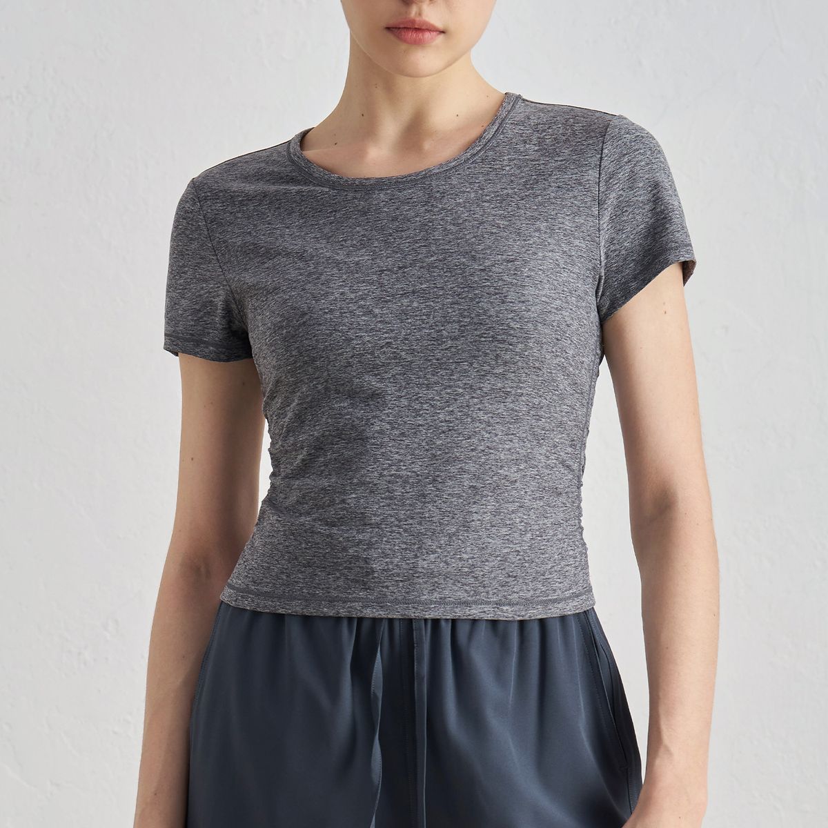 Women's Clothing High End Slim Yoga Tops Ribbed Round Neck Love Fitness Short Sleeved Pleated Outdoor Sports T Shirts For Women_ecoleips.com