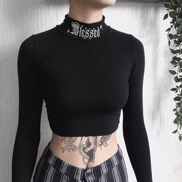 Women's Dark Themed High Neck Form Fitting Cropped Long Sleeved T-Shirt Casual Streetwear Top_ecoleips.com