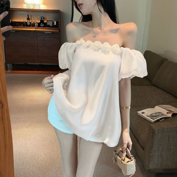 2025 New French Elegant And Exquisite Romantic Vacation Style Off-Shoulder Puff Sleeve Loose Shirt Top For Women_ecoleips.com