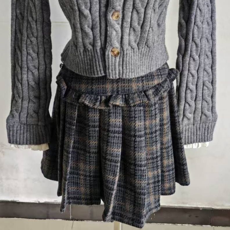 K Fashion Bottomed Fried Dough Twists Knitting Sweater Cardigan Skirt_ecoleips.com