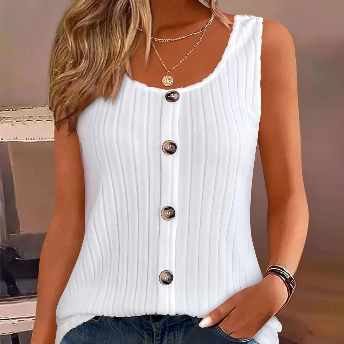 2025 Summer Slim Fit Tank New Slimming Camisole Outer Wear Sleeveless White Versatile Top_ecoleips.com