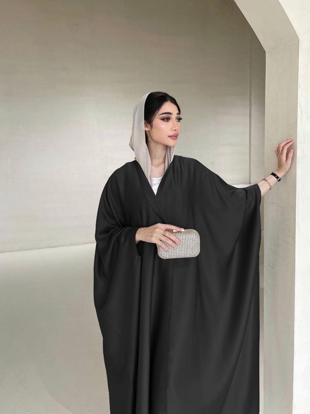 2025 New Muslim Women's Clothing Soft Lightweight Batwing Sleeve Breathable Robe_ecoleips.com
