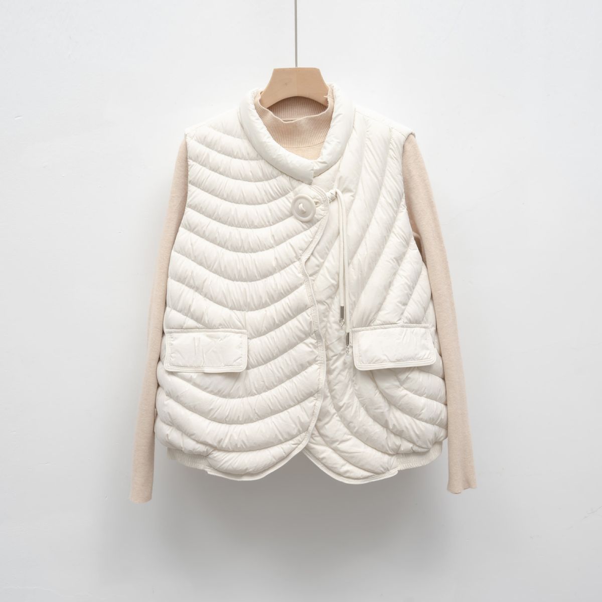 New Down Vest 90 Down Casual Autumn And Winter Light And Simple Solid Color Round Neck Loose Coat_ecoleips.com