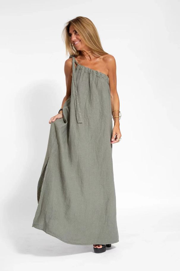 Women's Clothing Fashion Oblique Shoulder Asymmetric Slit Dress_ecoleips.com