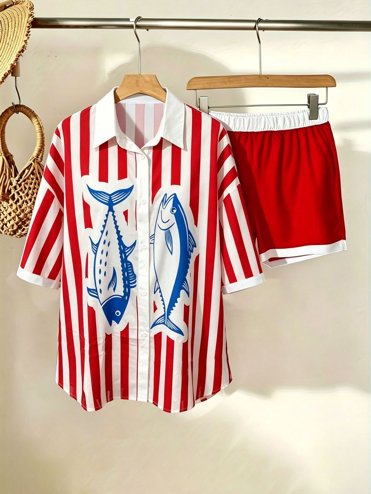 Women's Striped Color-Block Sardine Print Collared Button-Down Short Sleeve Top And Shorts Set Elegant Casual Vacation Style_ecoleips.com
