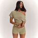 Hot-selling Striped Slanted Shoulder Loose Shoulder Top High Waist Shorts Set, Slim Two Pieces_ecoleips.com