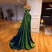 Elegant Backless Evening Gown with Train A-Line Long Dress for Cocktail Parties Banquets And Special Occasions_ecoleips.com