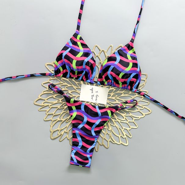 Colorful Wavy Pattern Two Piece Swimsuit 2026 New Style Women's Bikini Set for Beach Vacation European And American Foreign Trade_ecoleips.com