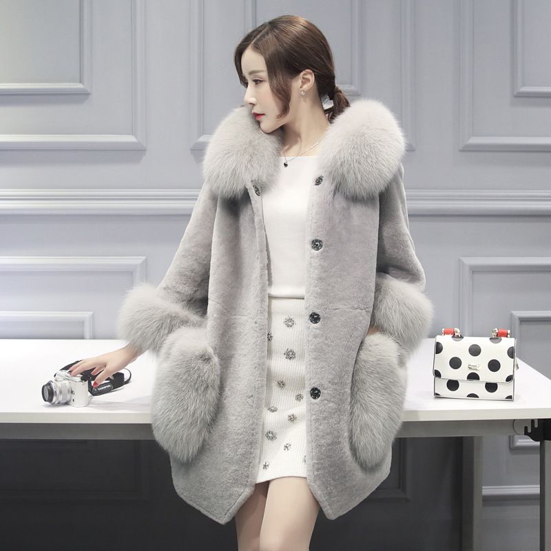 Luxury Faux Fur Coat Women's Fashion With Oversized Collar, Long Plush Outerwear For Elegant Winter Style_ecoleips.com
