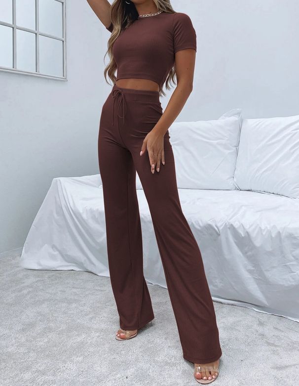 Women's Clothing Short Sleeved Cropped Tops Trousers Knitted Casual Suit_ecoleips.com