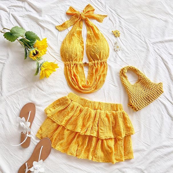 European And American Style 2025 Cross Border Gold Women's V Neck Hollowed Out Backless Suspender And Mini Skirt 2_ecoleips.com