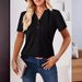 New Women's Clothing Collection For Spring/Summer 2026: Solid-Colored Tops With Buttoned Details, Stylish Short-Sleeved_ecoleips.com