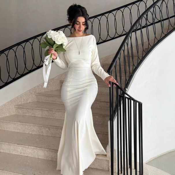 "Sexy Backless High-Slit Evening Dress - Elegant White Party Gown With Hip Cutout (S-XXL)"_ecoleips.com