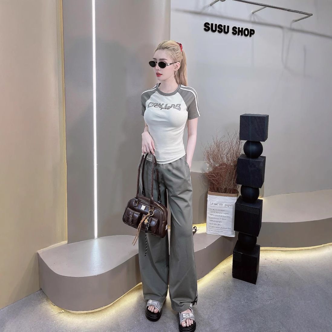 Women's Color-Block Short Sleeve Top & High-Waisted Wide-Leg Pants Set - Summer Two Piece Outfit With Flattering Fit_ecoleips.com