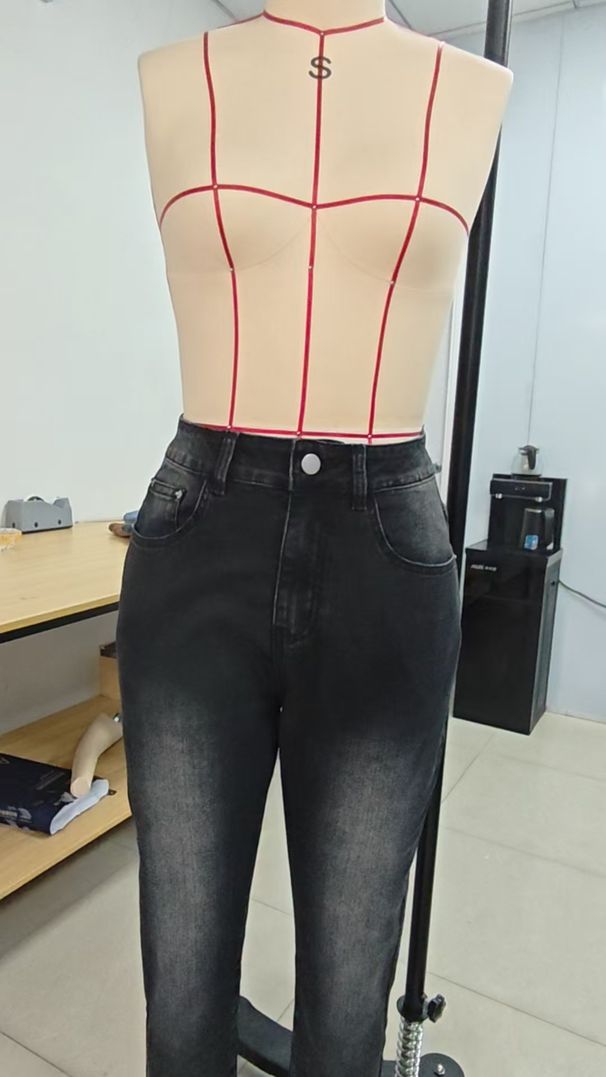 Women’s High-Waisted Straight-Leg Jeans – Classic Brown/Blue/Black Denim Pants (Sizes S-XL, Comfort Stretch, Faded Wash)_ecoleips.com