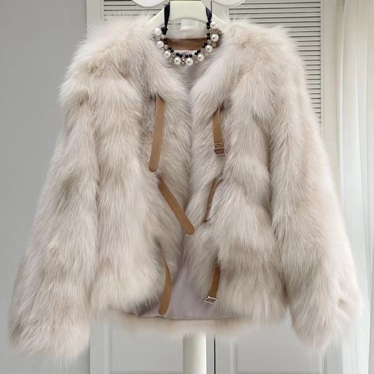 Women’s Faux Fur Jacket – Winter Short Coat With Warm Cotton Lining | Stylish & Eco-Friendly Fox Fur-Like Design_ecoleips.com