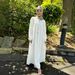 Elegant Muslim Dress With Lace Trim & Lantern Sleeves – Modest Loose Fit, Full-Length Skirt For Women (White/Apricot, S-XL)_ecoleips.com