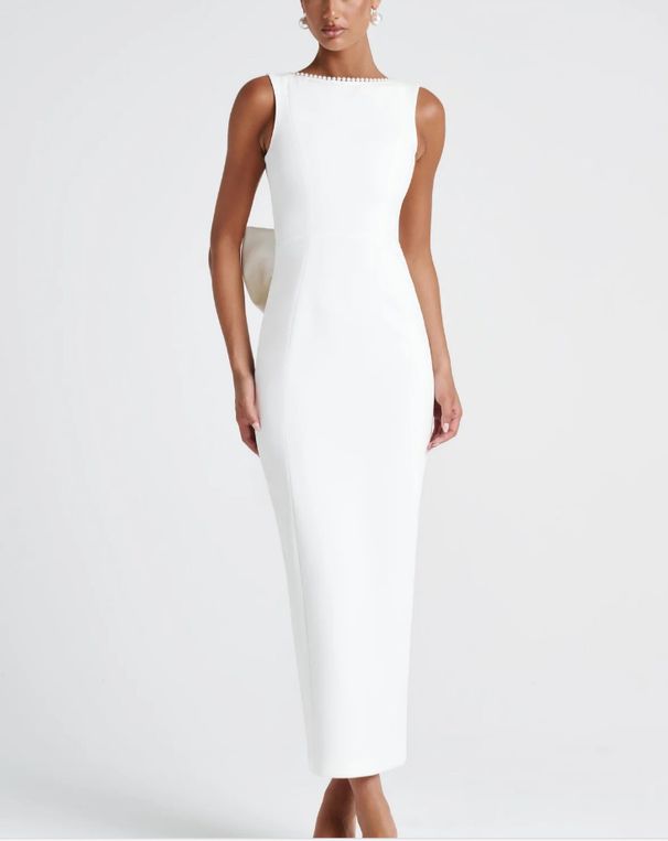 Women's Clothing Celebrity Style Black And White Contrast Sleeveless Dress Spring And Summer New Hot Girl Backless Pearl Bow Long Dress_ecoleips.com