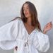 Verve 2025 New Cotton Linen White Lantern Sleeve V-neck Top And Shorts Set Summer Women's Two-piece Outfit_ecoleips.com