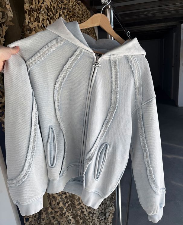 Unisex 3D Print Hoodie Streetwear Pullover – Oversized Comfort With Edgy Design | Soft Polyester | Gender Neutral Fashion (Black/White, S-XL)_ecoleips.com