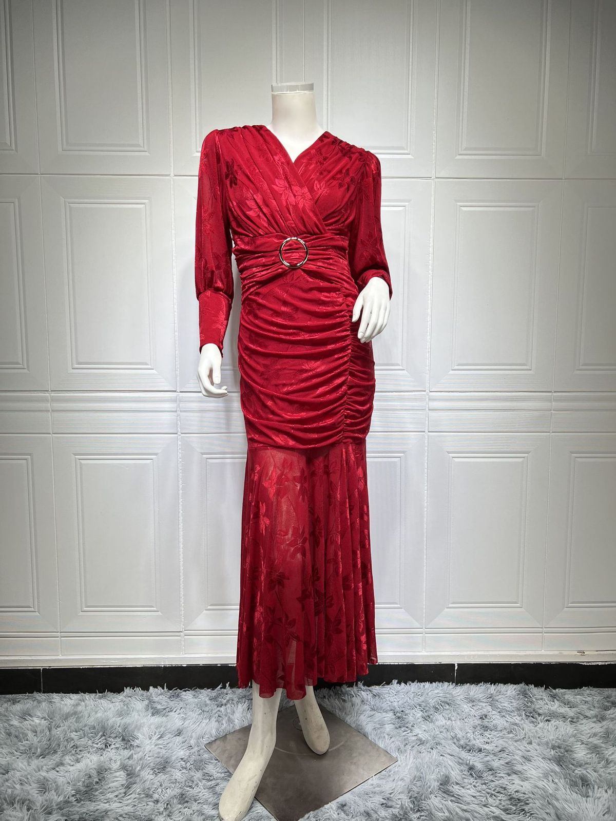 Fashionable Muslim Women's Clothing Street Fashion V-neck High Elastic Hip Skirt_ecoleips.com