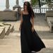 2026 New European And American Style Women's Fashion Solid Color U-Neck Pleated Waist-Cinching Long Sexy Strapless Dress
_ecoleips.com
