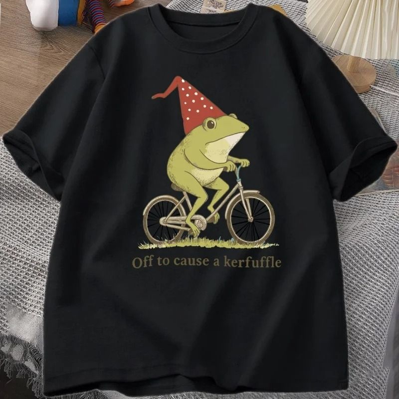Off To Cause A Kerfuffle Frog T-Shirt Funny Weirdcore Sayings Unique Tshirt Adults Joker Women Graphic Tee Women Summer Tops Y2K_ecoleips.com
