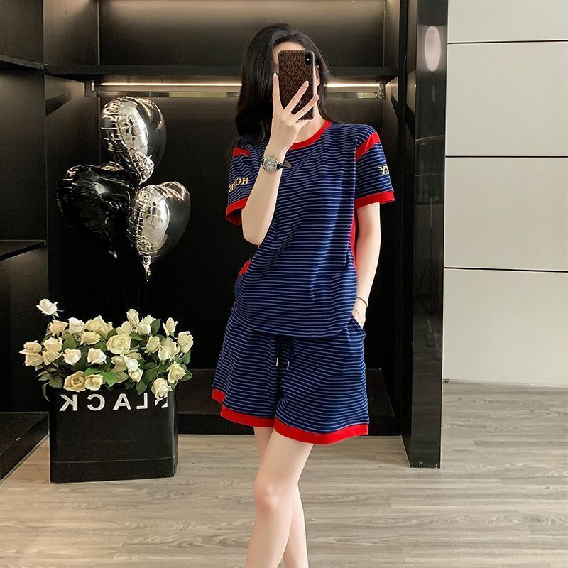 Women's European Style Loose Fitting Sportswear Set Korean Casual Striped Two Piece Outfit Short Sleeved Top And Shorts Summer Fashion for Youthful Look_ecoleips.com