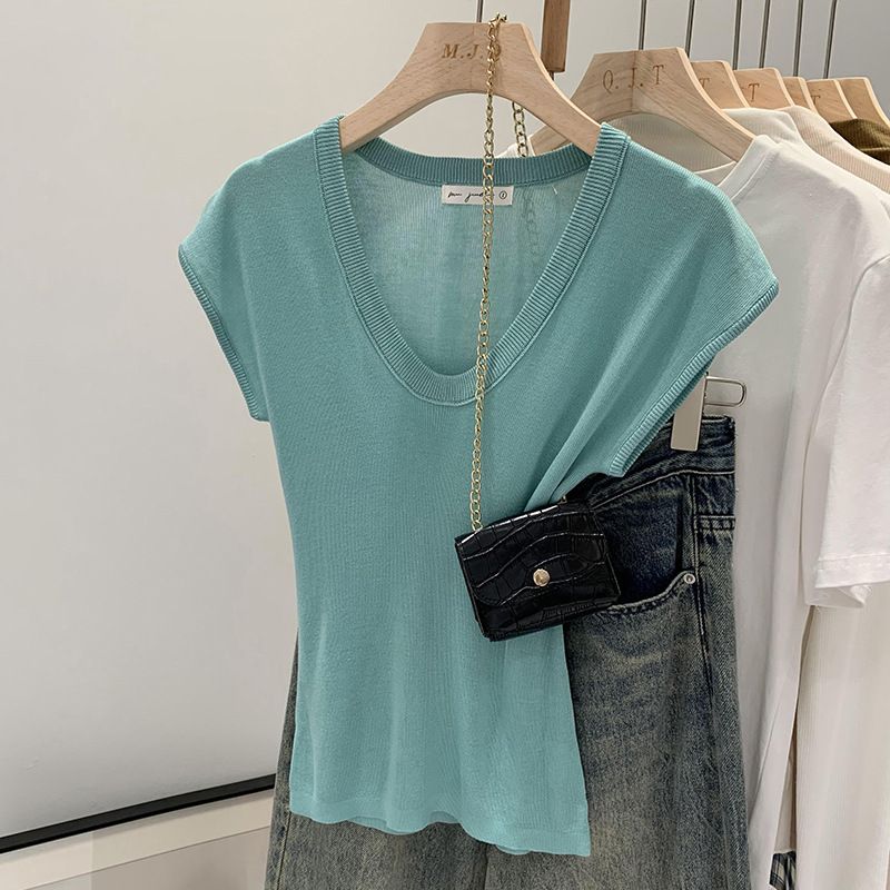 Women's Fashionable Short-Sleeved U-Neck Sweater Factory Direct Sales Relaxed Fit Inner Wear Stylish T-Shirt_ecoleips.com