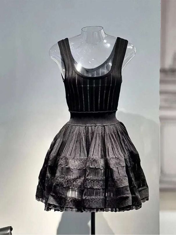 High-end New Short Dress Women's Summer French Style Exquisite Design Sense Niche Sleeveless Vest Stitching Dress Sweet PNW7_ecoleips.com