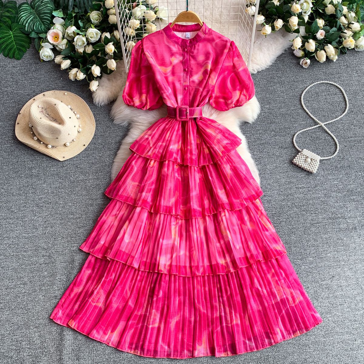 French-Inspired Vacation Sundress With Round Neck, Puff Sleeves, And Tiered Flowy Skirt_ecoleips.com