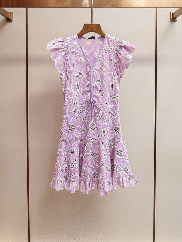 Women's French Lace Daisy Dress - Water Soluble Lace, V-Neck With Flutter Sleeves (Elegant Summer Dress)_ecoleips.com