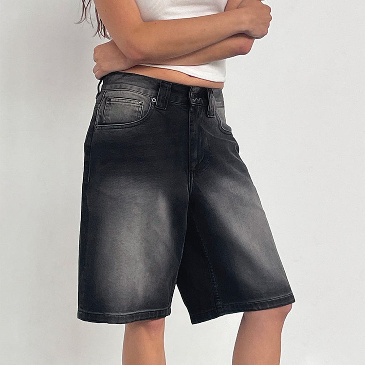 European Fit Mid-Rise Denim Bermuda Shorts – Non-Stretch Vintage Washed (Light Blue/Indigo/Charcoal, S-XXL)_ecoleips.com