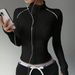 Women’s Slim-Fit Zip-Up Running Jacket – Color-Block Long Sleeve Yoga Top (Navy/Lavender/Beige/Black) – Moisture-Wicking & Stretchable_ecoleips.com