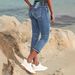 European And American INS Fashion Simple Pocket Hip-Lifting High Elasticity Denim Ripped Capri Pants For Women_ecoleips.com