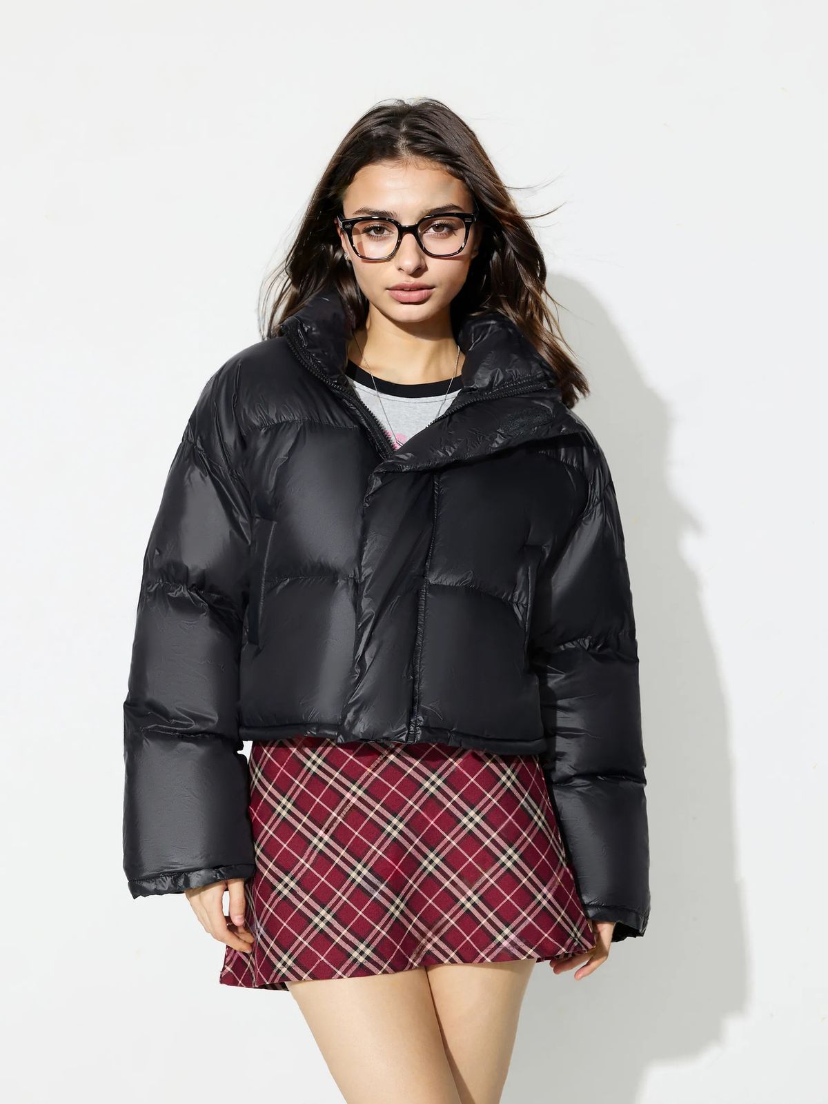 "Cropped Quilted Jacket – Streetwear Zip-Up Puffer With Stretch Panels (S-XL, Slim Fit) – Edgy Layering Staple For Urban Explorers"_ecoleips.com