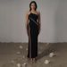 Sexy Elegant Women Bodycon Dress Asymmetric One‑Shoulder Design Open Back Patchwork Details Fashion Slimming Tight Party Dress_ecoleips.com